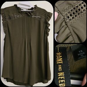 SIZE 1X WANT AND NEED green Sleeveless Top Blouse